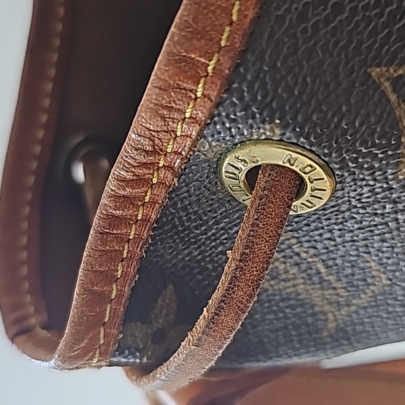 Louis Vuitton Petite Noe Monogram - Picture 16 of 16